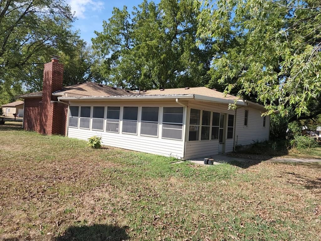 906 W Mulberry N/A — photo 2