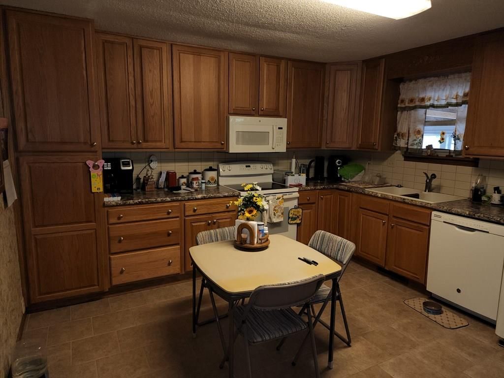 906 W Mulberry N/A — photo 11