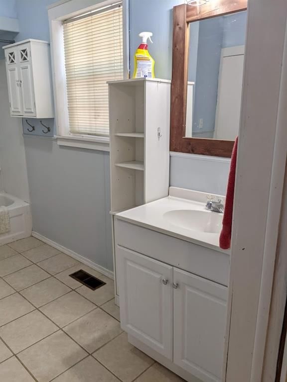 214 N Neosho Street — photo 37