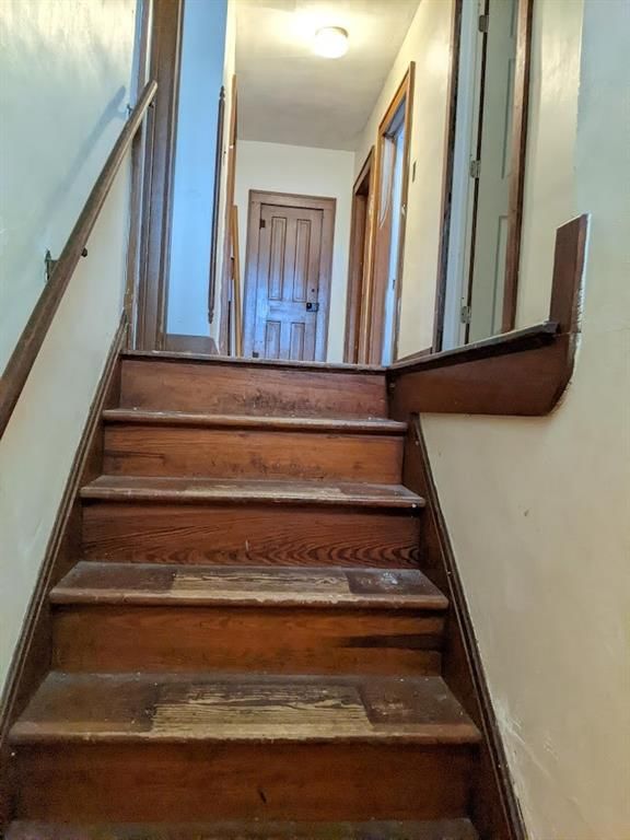 214 N Neosho Street — photo 41