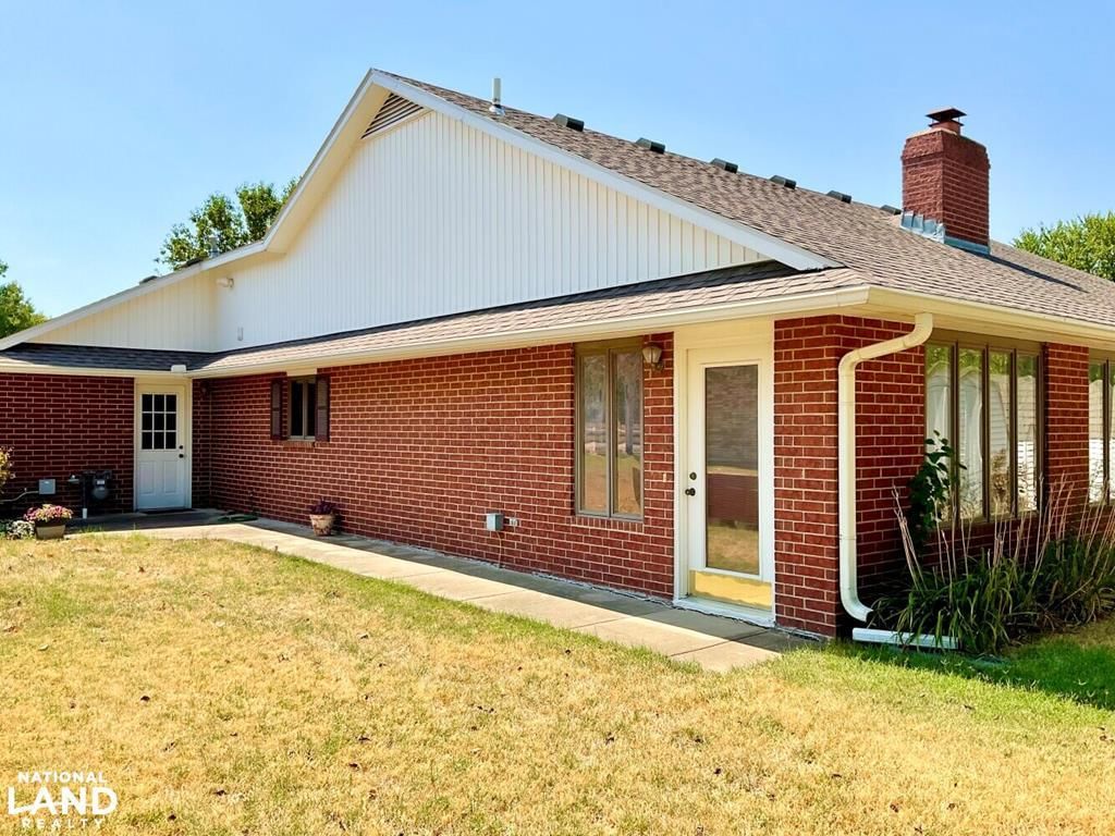 1802 Arolyn Drive — photo 4