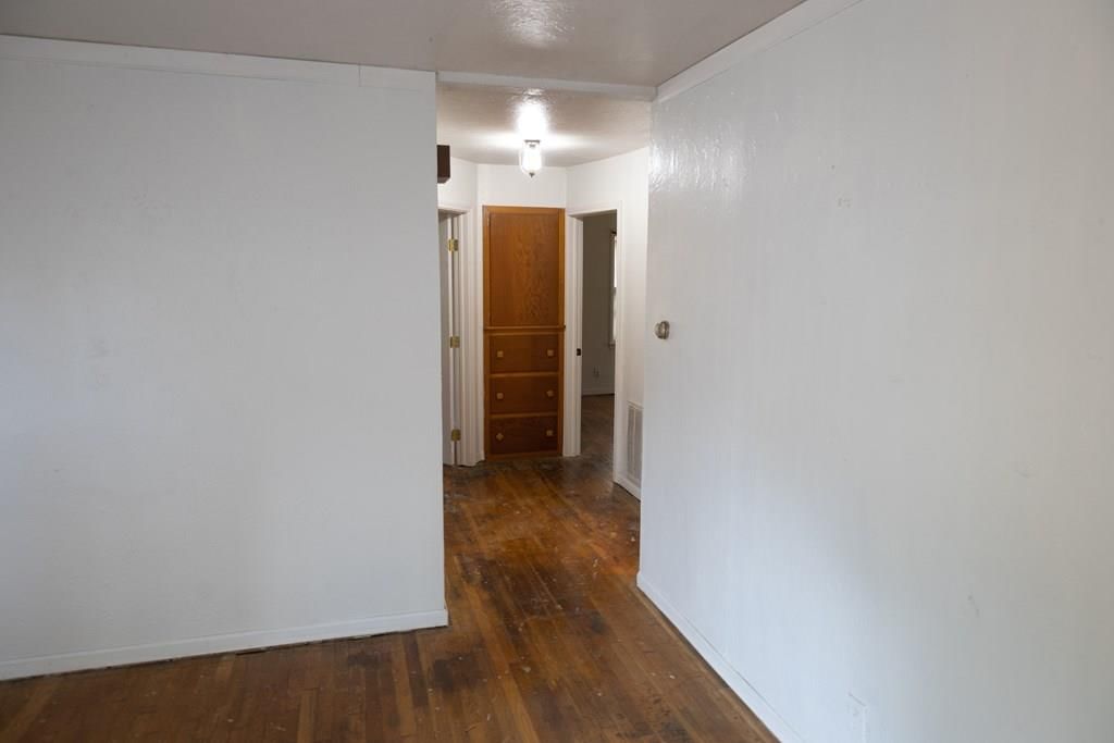 1305 Hibbard N/A — photo 17
