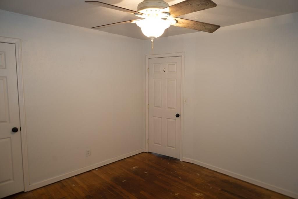 1305 Hibbard N/A — photo 22