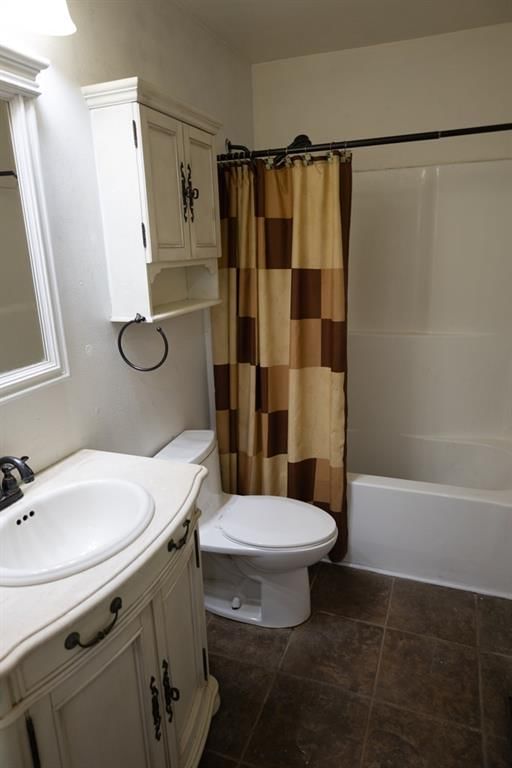 1305 Hibbard N/A — photo 28
