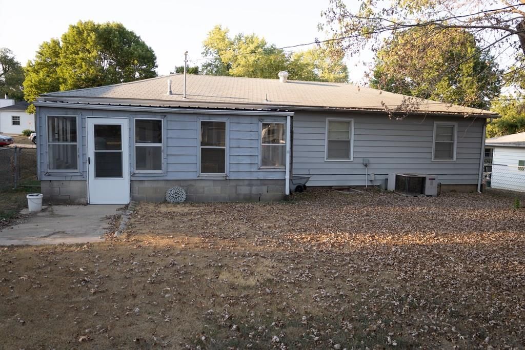 1305 Hibbard N/A — photo 5