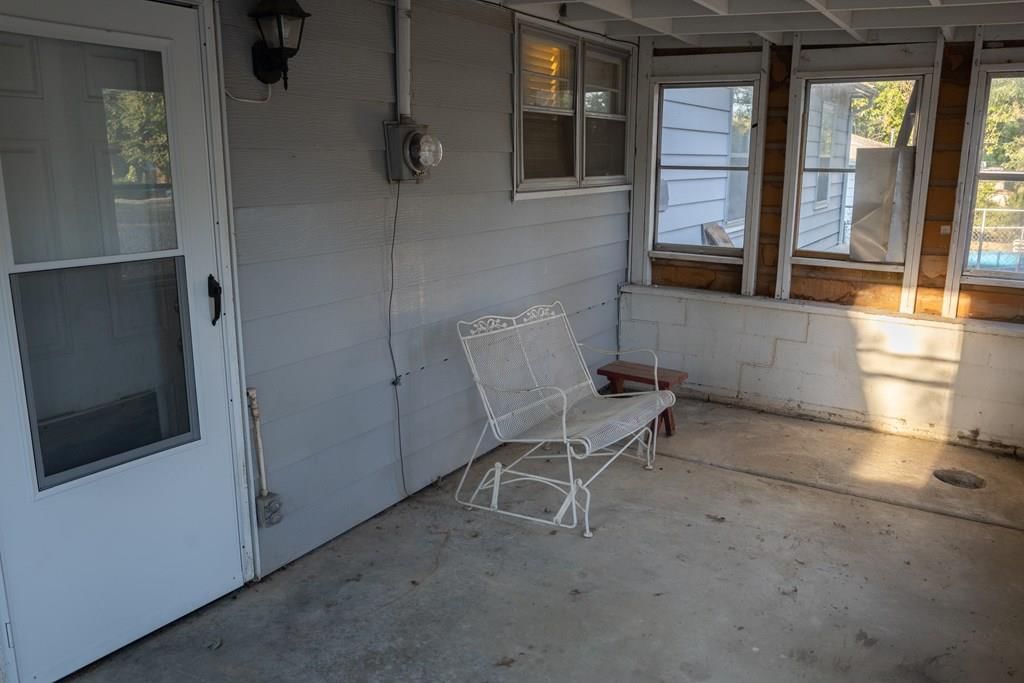 1305 Hibbard N/A — photo 44