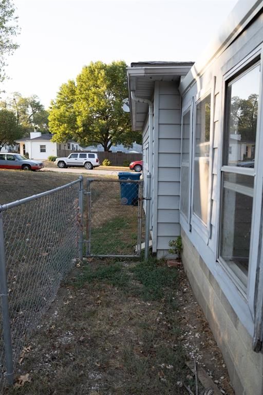 1305 Hibbard N/A — photo 47
