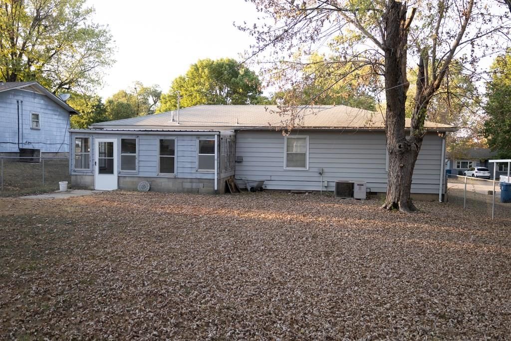 1305 Hibbard N/A — photo 6