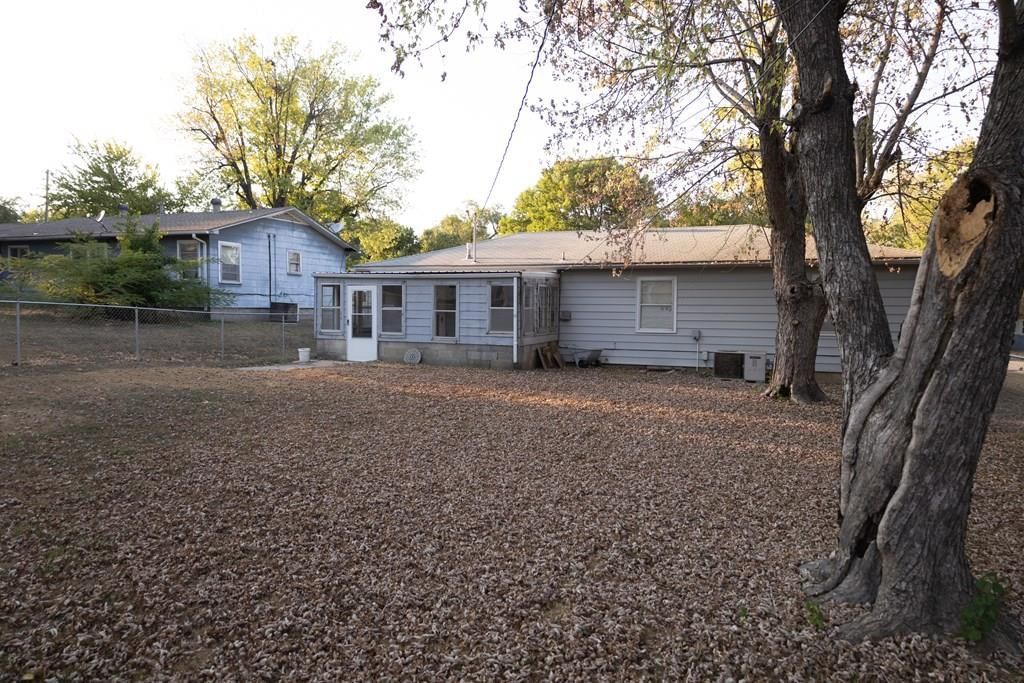 1305 Hibbard N/A — photo 51