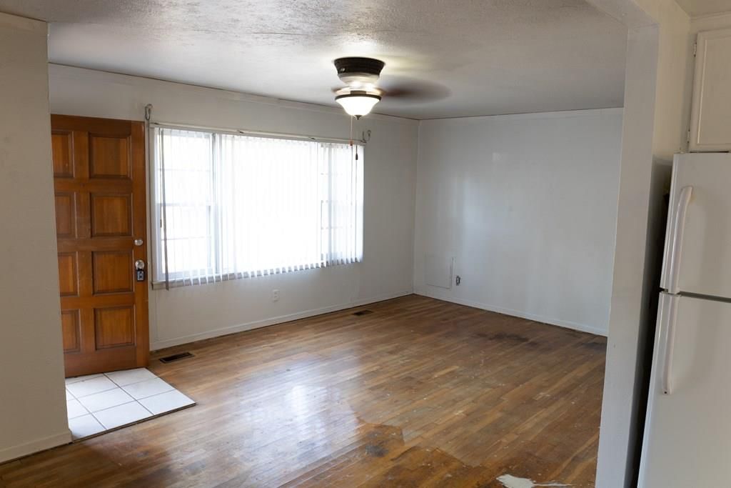 1305 Hibbard N/A — photo 7