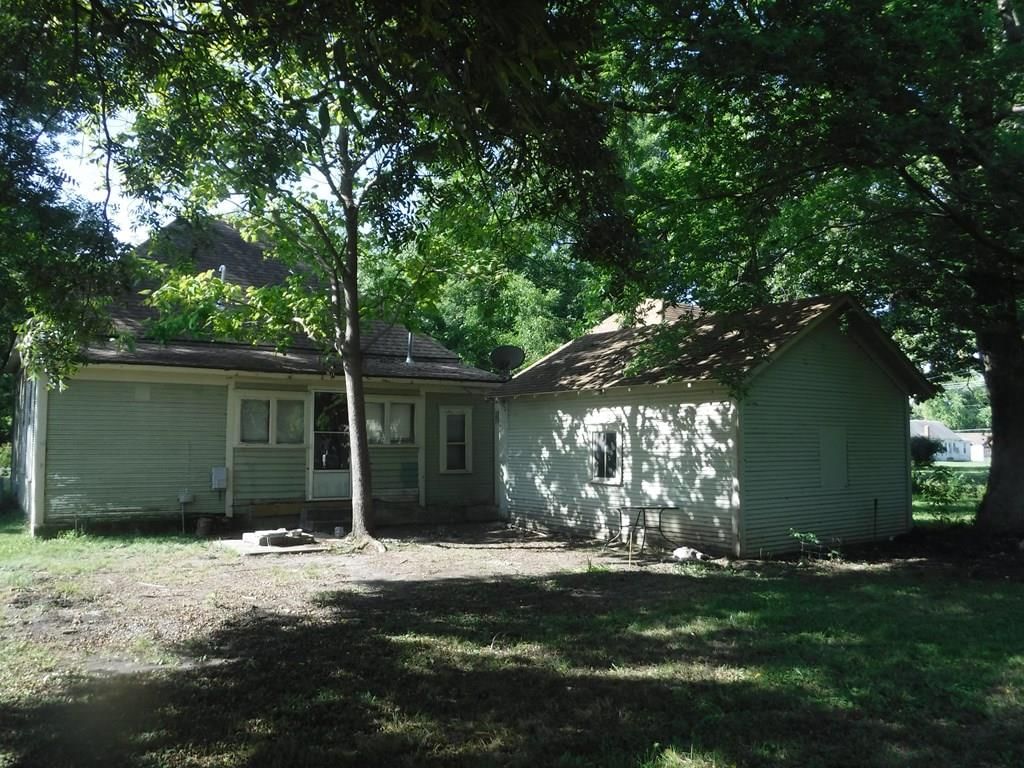 208 W Howard Avenue — photo 12