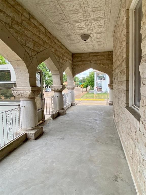 1700 Broadway Avenue — photo 42