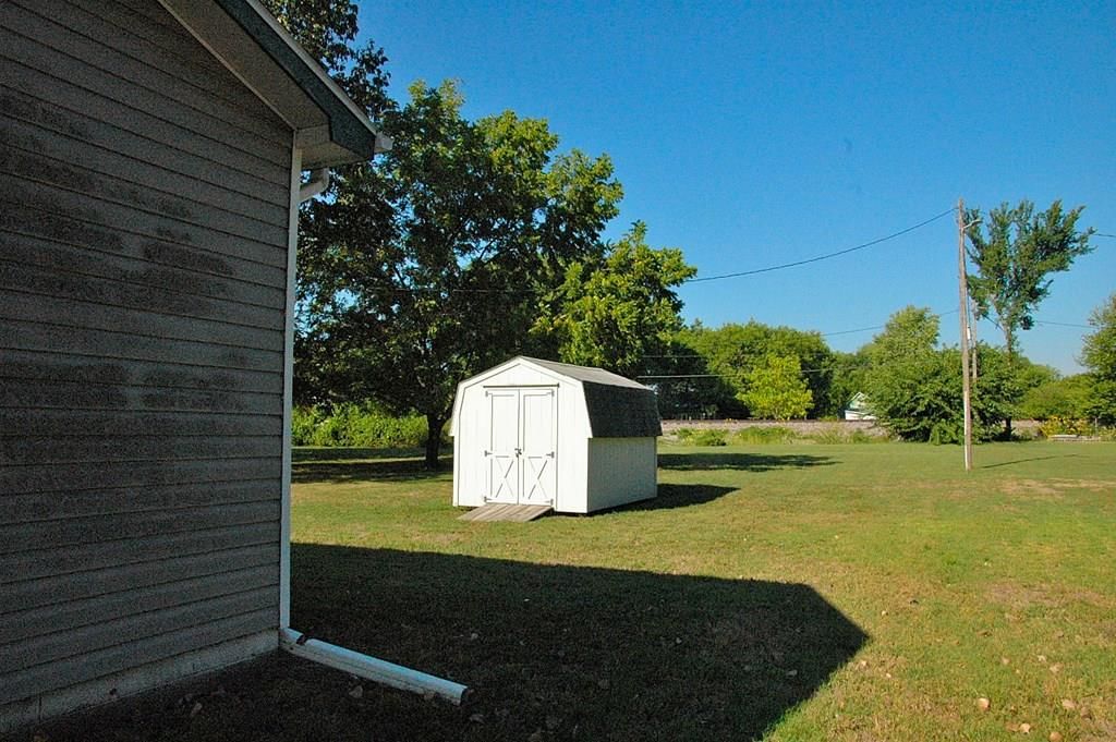 1417 S 15 N/A — photo 12