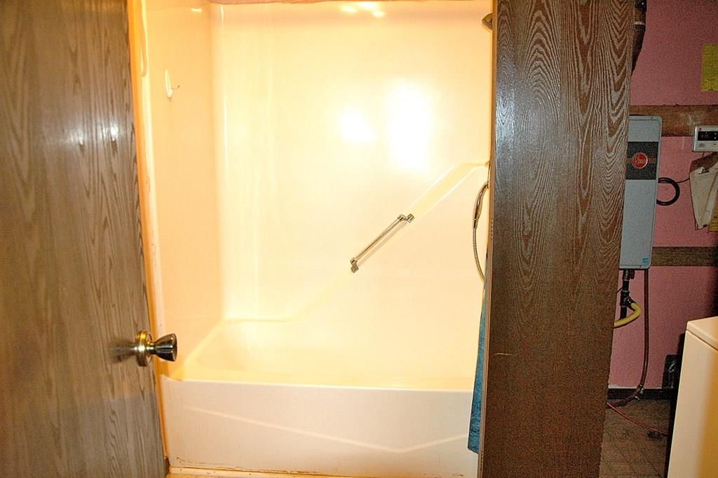 1417 S 15 N/A — photo 9