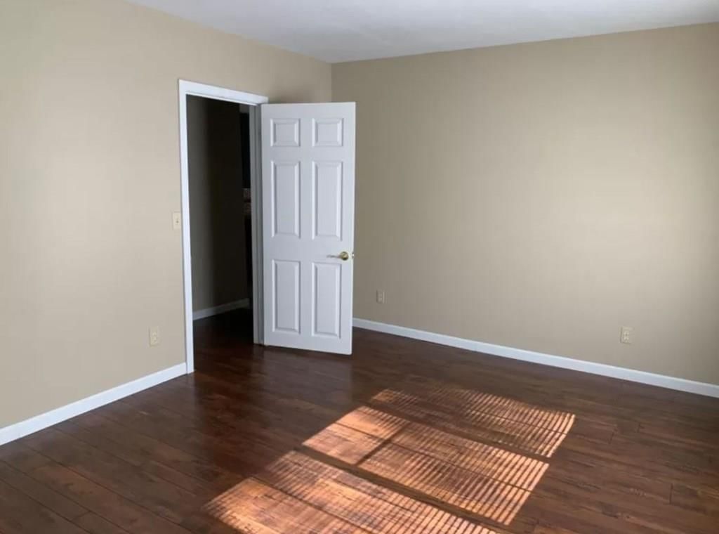 1223 Bridge Street — photo 12