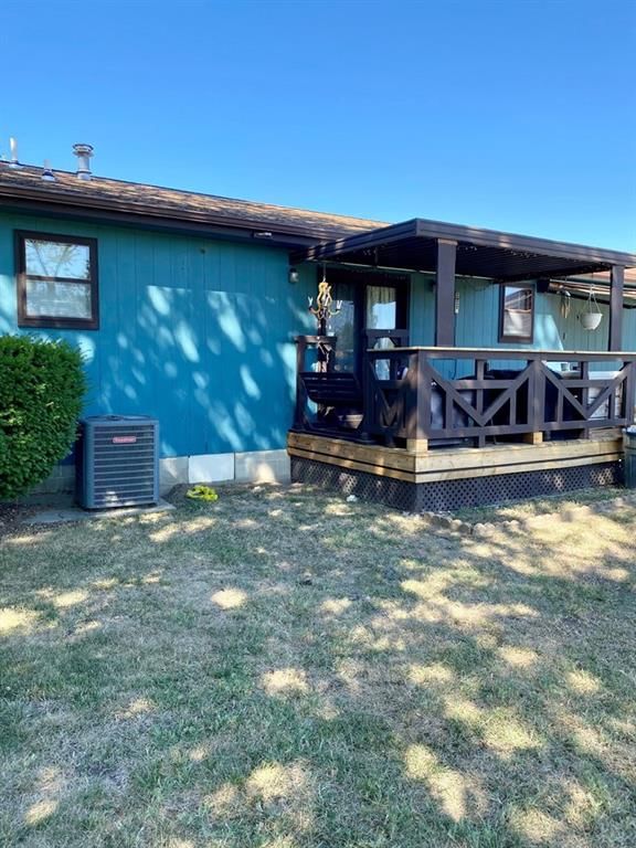 1600 Ashwood Street — photo 17