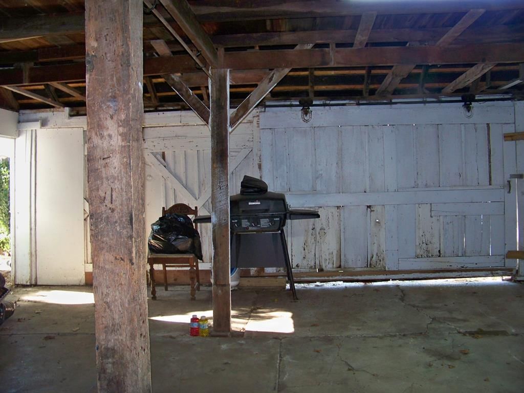 305 S Allen N/A — photo 34