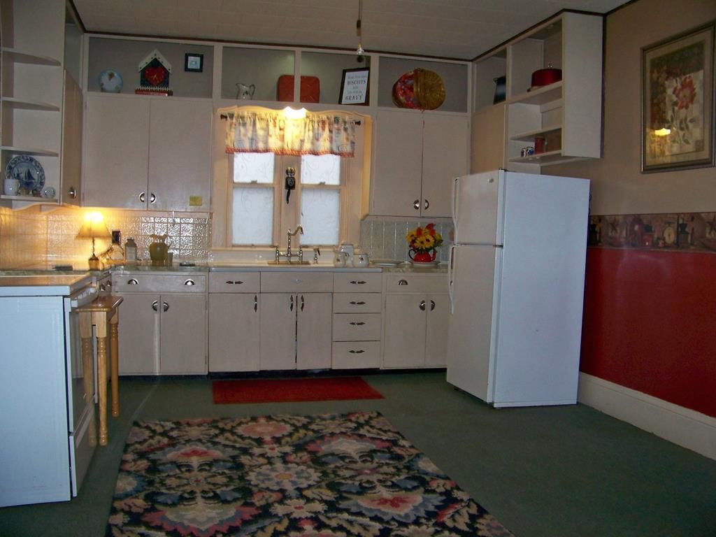 305 S Allen N/A — photo 10
