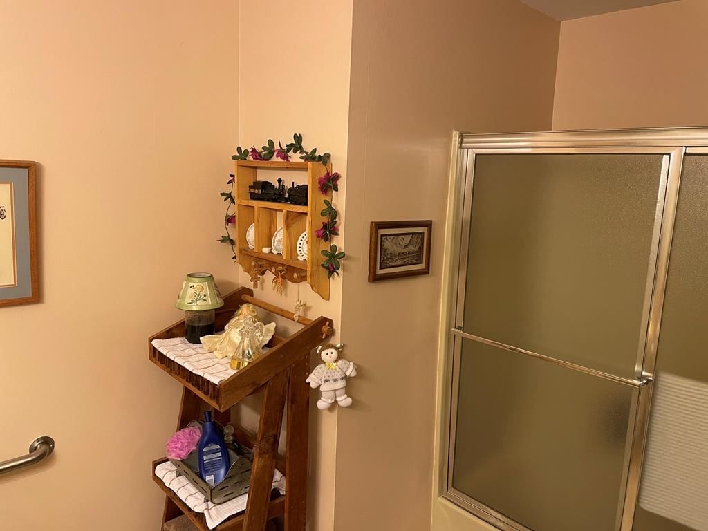 2000 N 11th N/A — photo 11