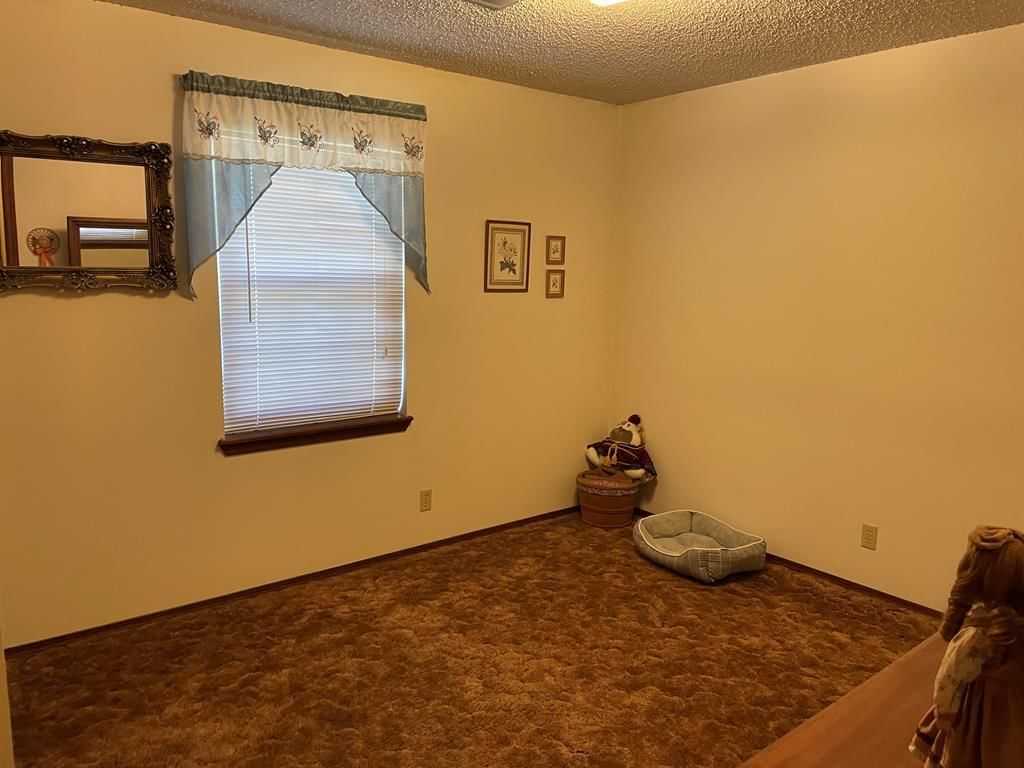 2000 N 11th N/A — photo 12