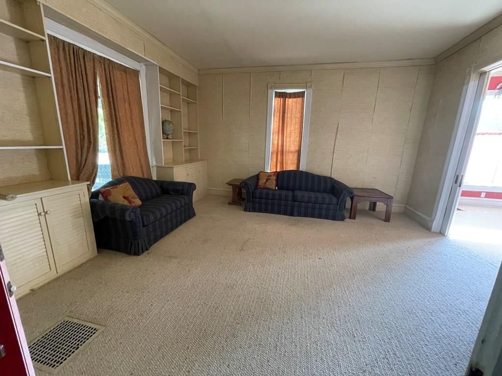 1700 Morgan Avenue — photo 5