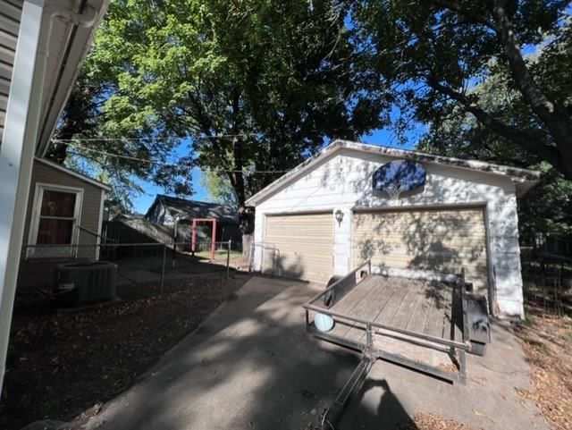 215 S First N/A — photo 12