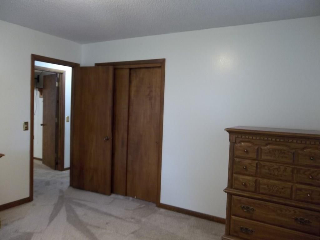 913 S GRETCHEN N/A — photo 15