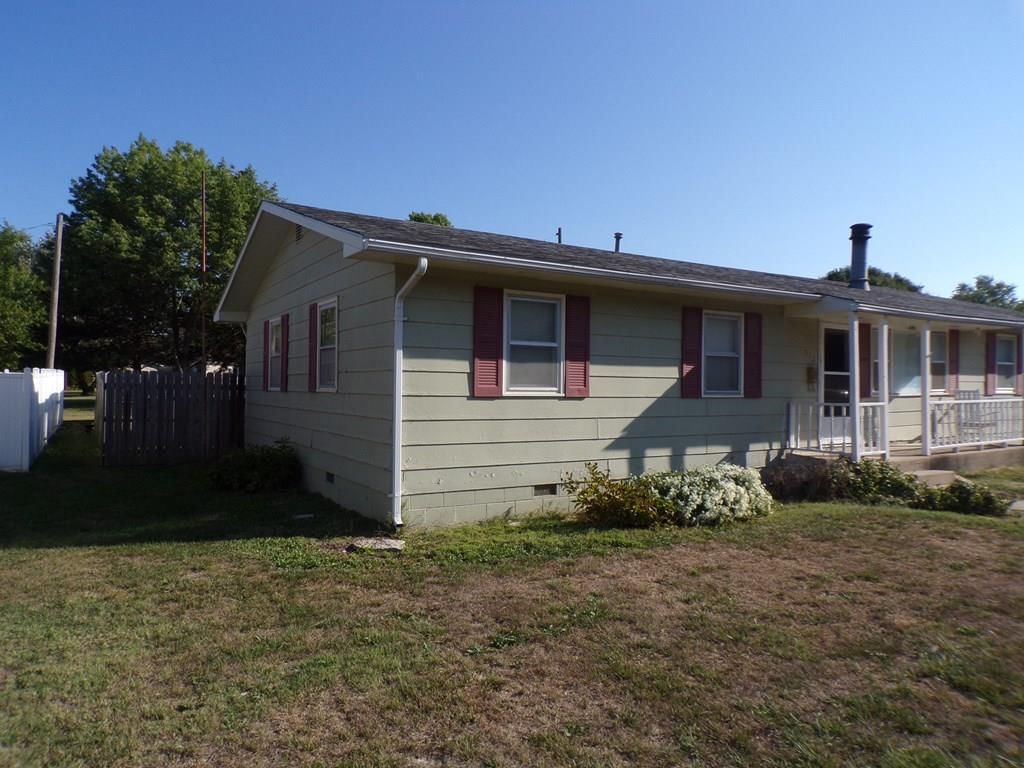 512 E Carpenter N/A — photo 2