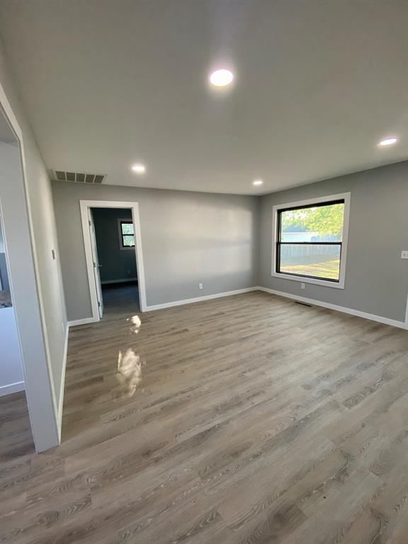 1312 W Laurel N/A — photo 5