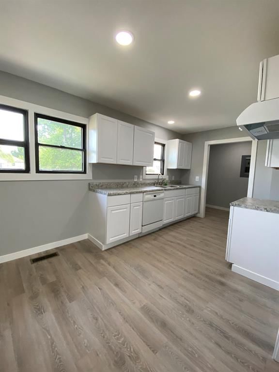 1312 W Laurel N/A — photo 7