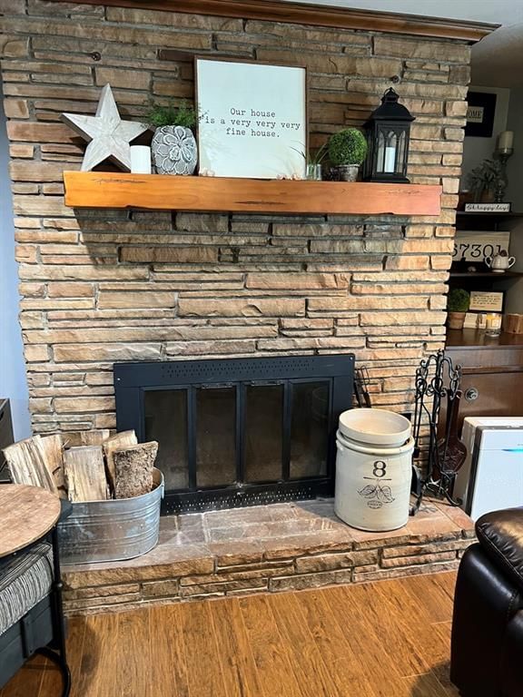 619 W Oak N/A — photo 2