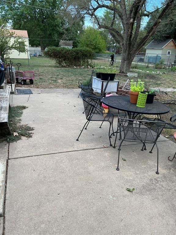 619 W Oak N/A — photo 23