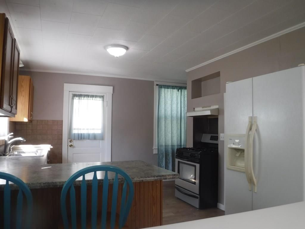305 S 9th Street — photo 14