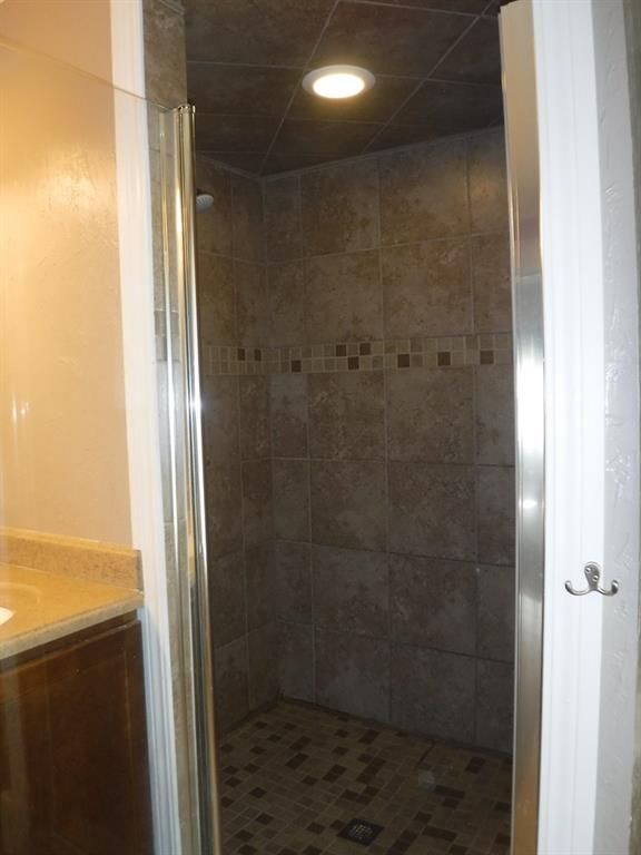 305 S 9th Street — photo 31