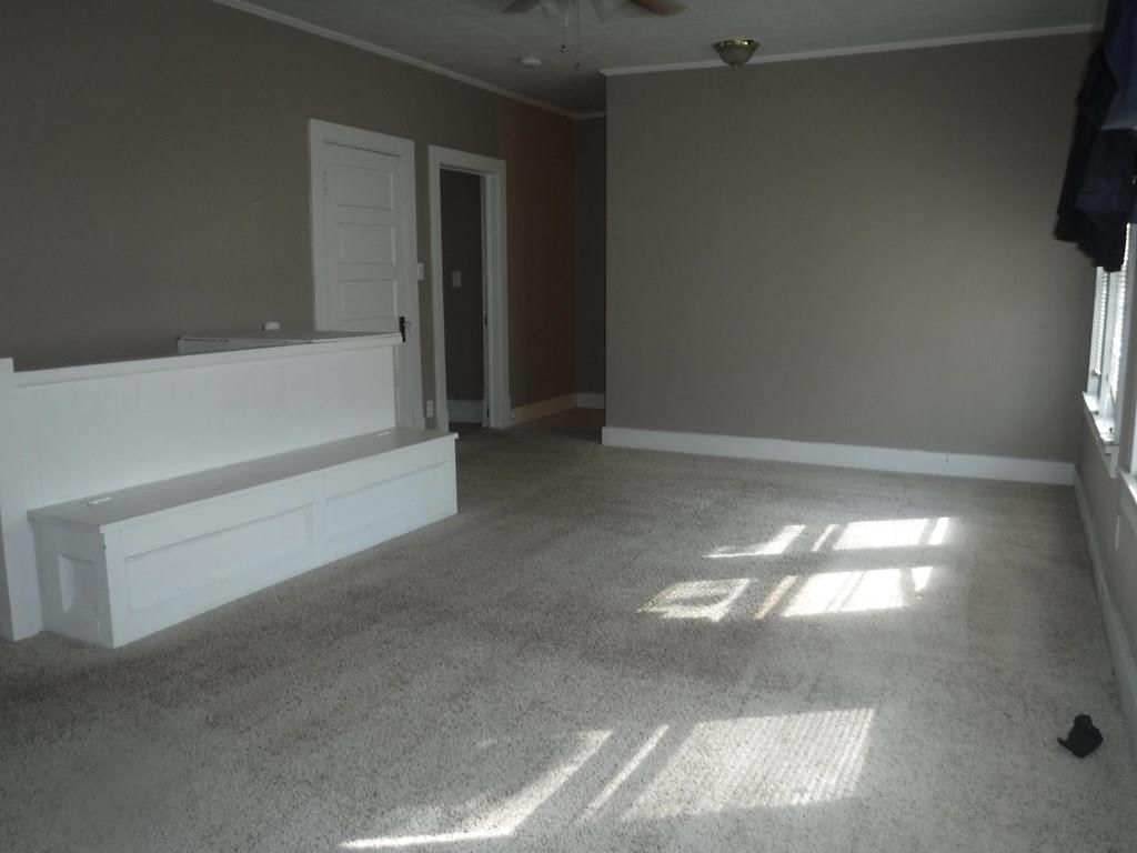 305 S 9th Street — photo 34