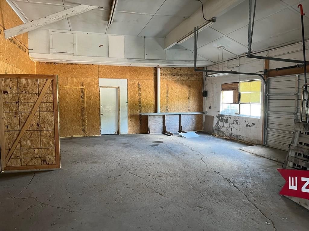 3830 Main Street — photo 8