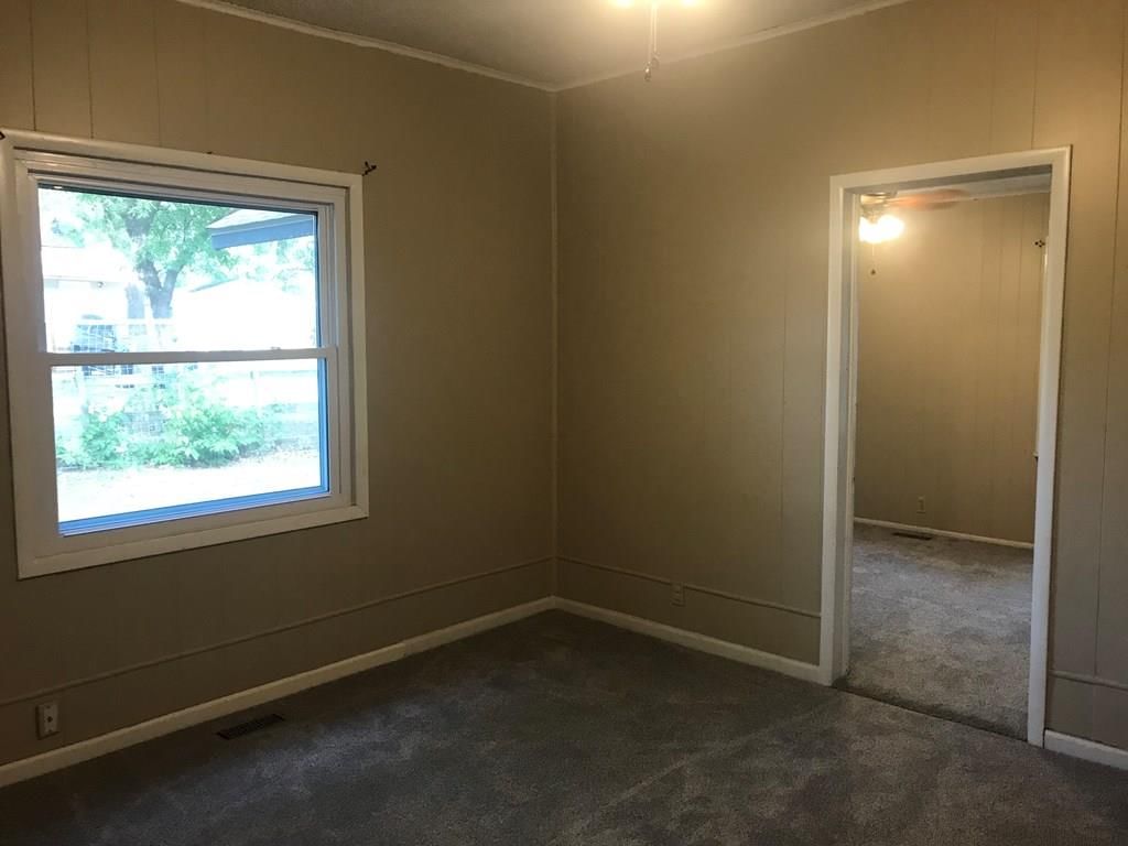 117 E 4th Avenue — photo 11