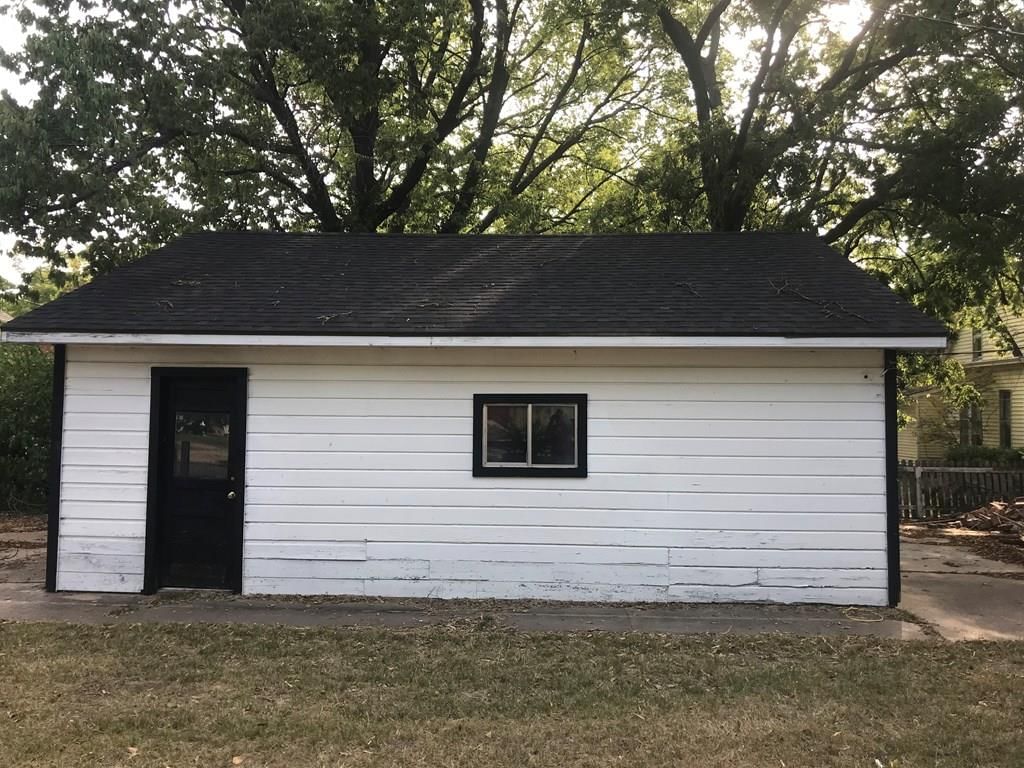 117 E 4th Avenue — photo 14