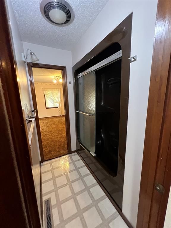 617 W Locust N/A — photo 17