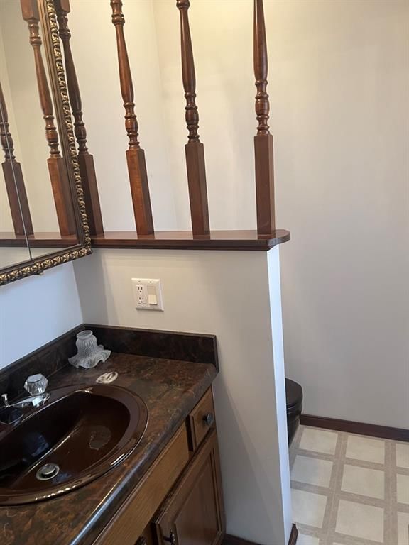 617 W Locust N/A — photo 21