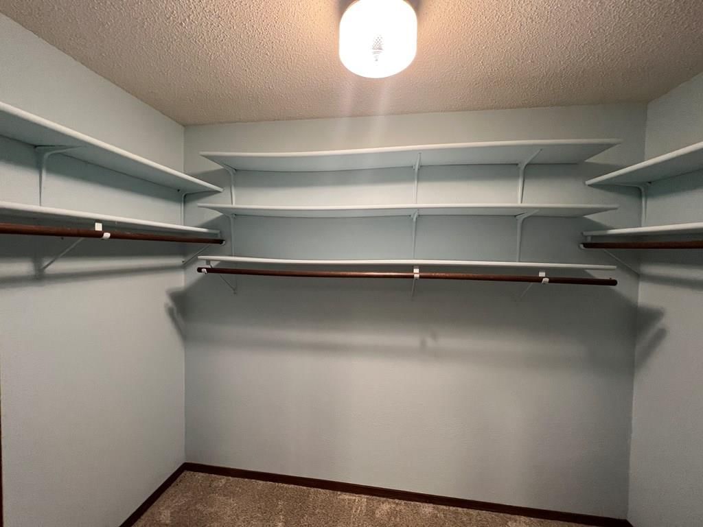 617 W Locust N/A — photo 24