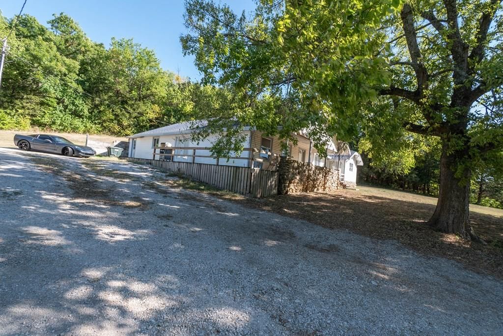 5919 Newton Road — photo 9