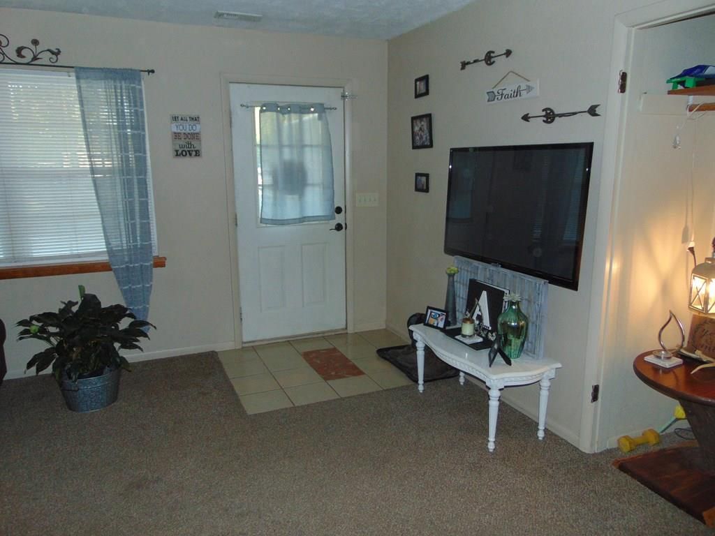 306 S Walnut N/A — photo 7