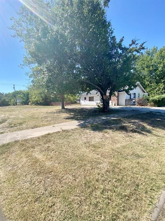 1209 W Pine N/A — photo 26