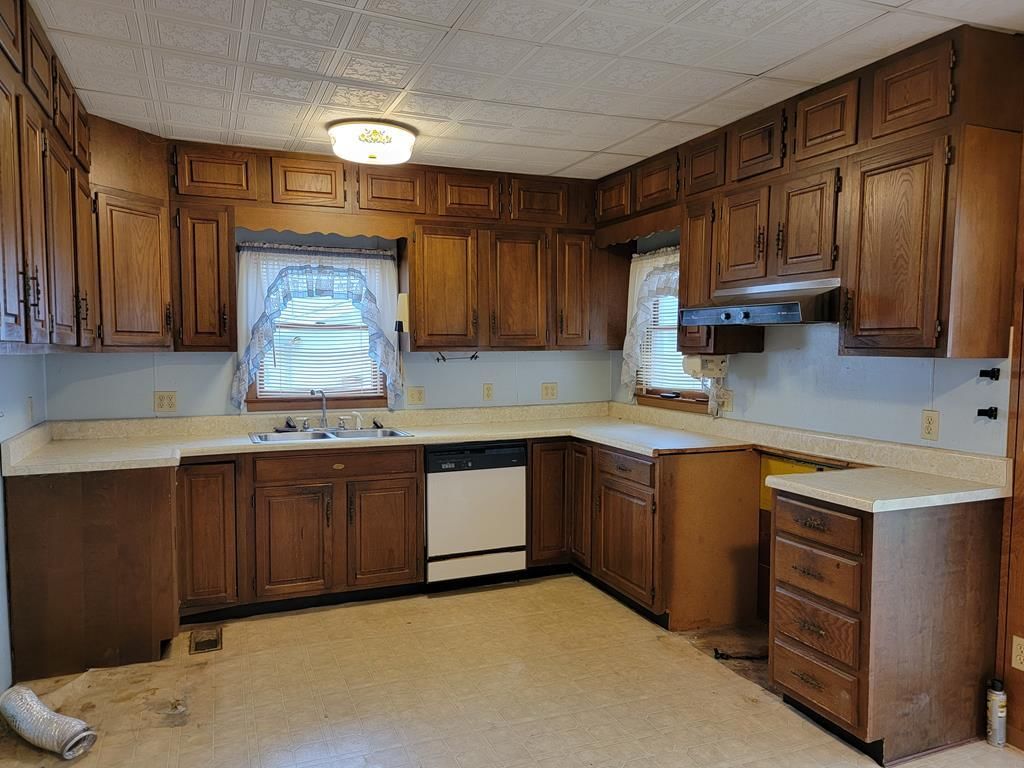 320 N Liberty N/A — photo 20
