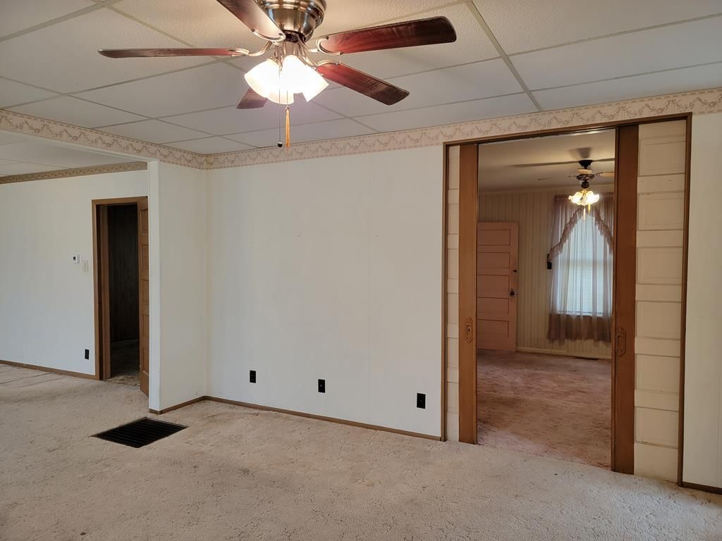 320 N Liberty N/A — photo 5