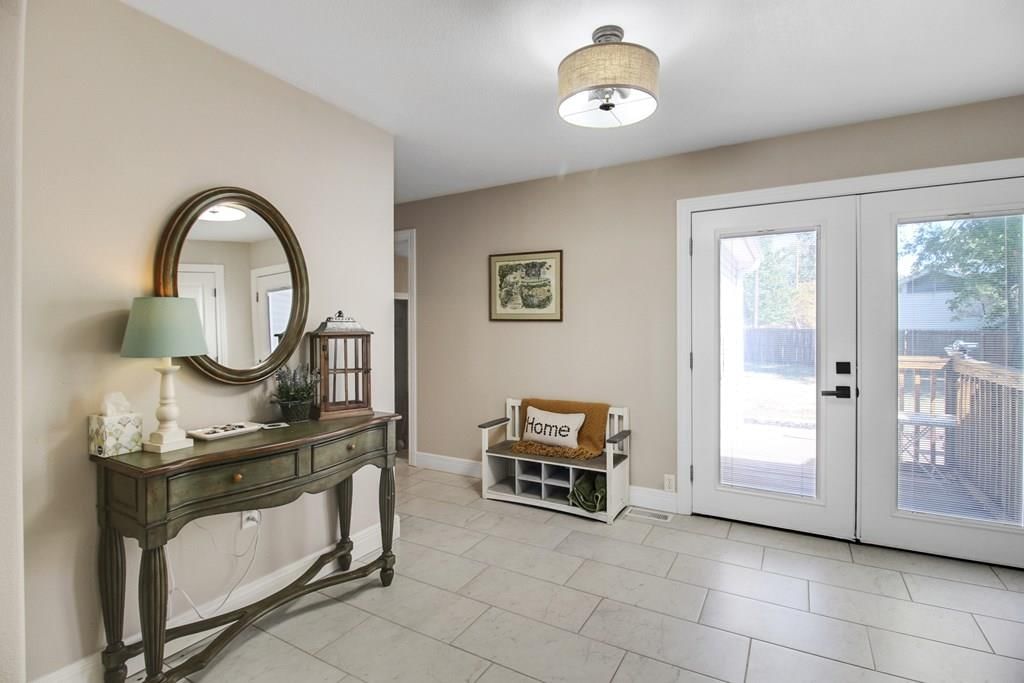 413 Murdock N/A — photo 14