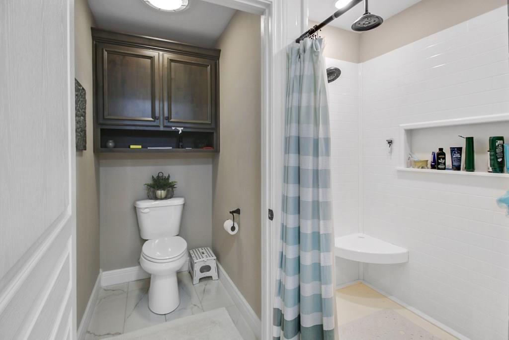 413 Murdock N/A — photo 28