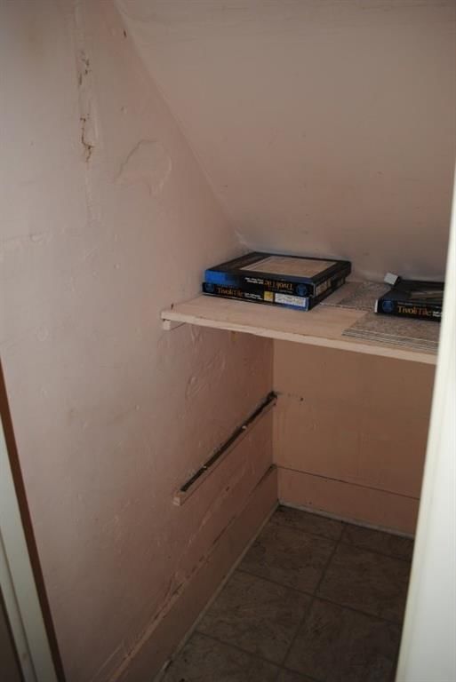 908 E Myrtle N/A — photo 39