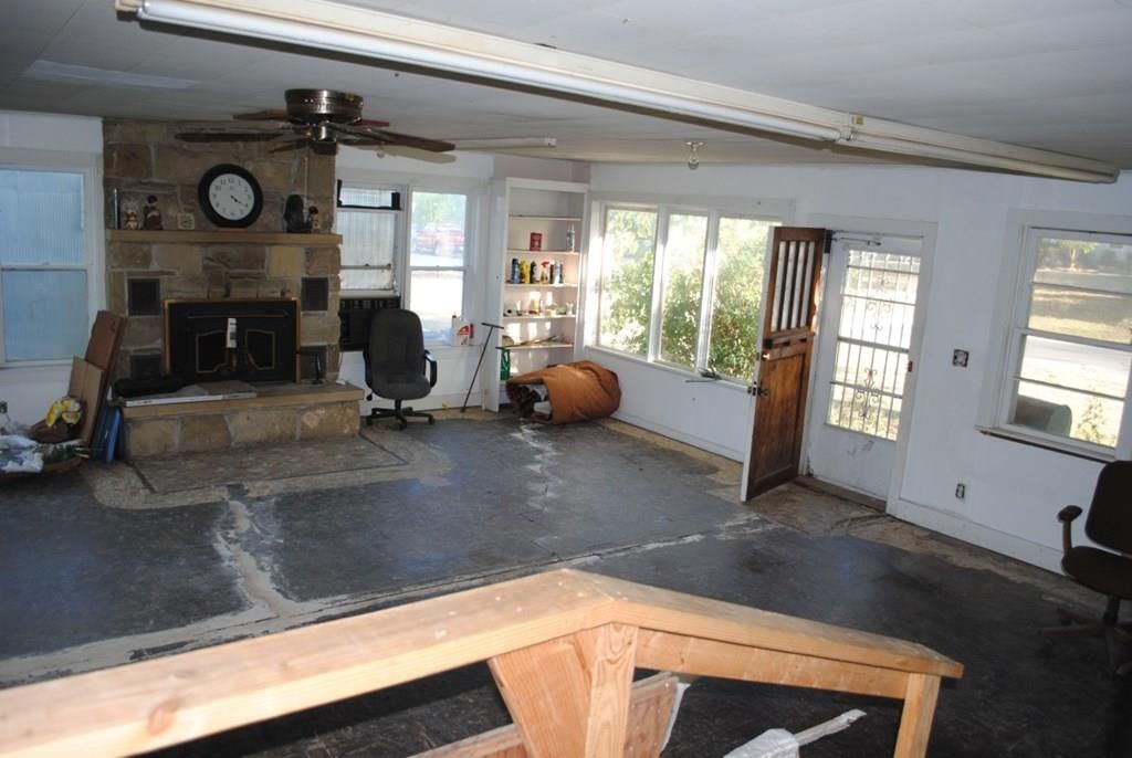 908 E Myrtle N/A — photo 50